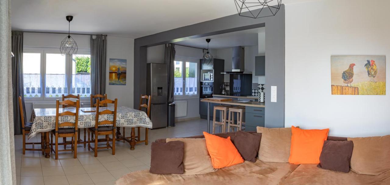 Paisible Maison Entiere 140M2 Avec Veranda Vue Sur La Campagne Renwez ภายนอก รูปภาพ