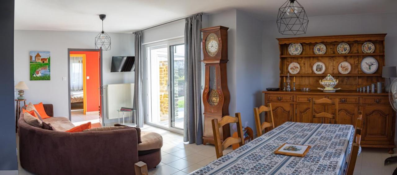 Paisible Maison Entiere 140M2 Avec Veranda Vue Sur La Campagne Renwez ภายนอก รูปภาพ